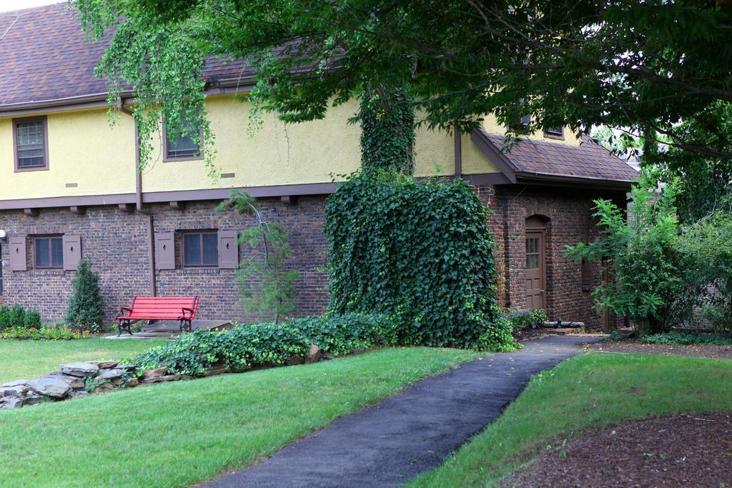 ניו ברונסוויק Rutgers University Inn And Conference Center מראה חיצוני תמונה